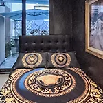 Lovely Apartment In La Spezia With Wif