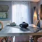 Lovely Apartment In La Spezia With Wif